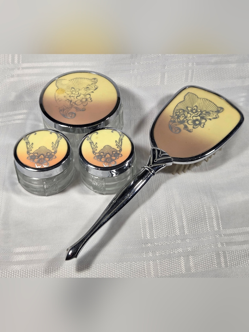 Vintage Floral Vanity Brush & Jar Set in Yellow-Orange Gradient